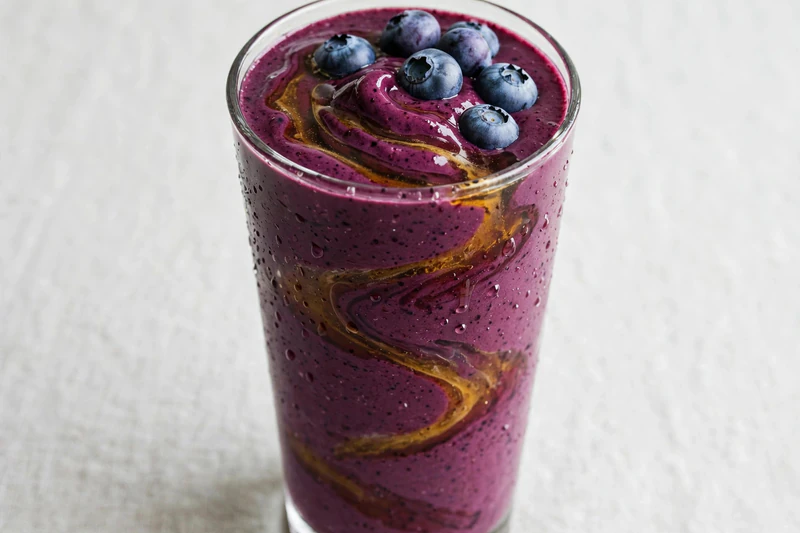 Smoothie aux bleuets sauvages et à l'érable