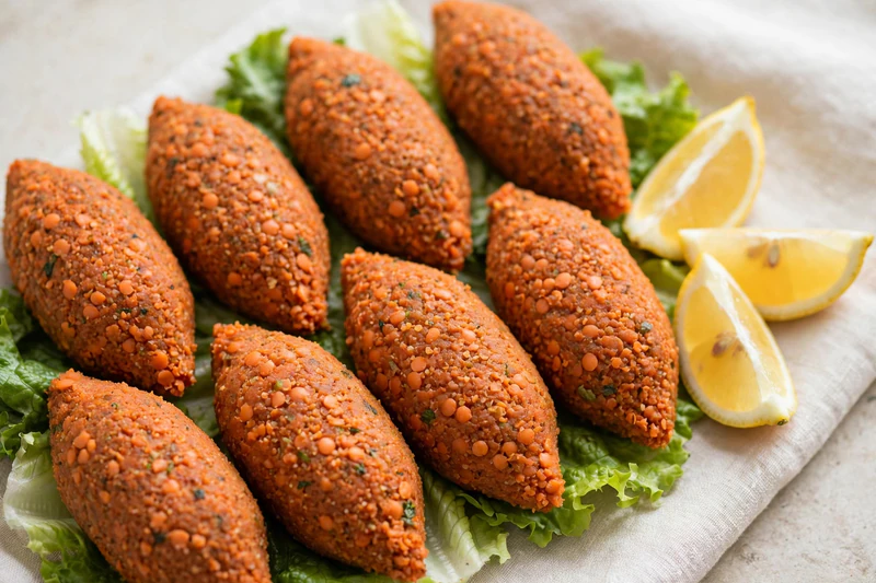 Köfte de lentilles rouges